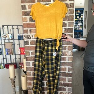 Outfit bundle Pittsburgh Steelers pajama pants with Olivia Rae gold tie top sz M